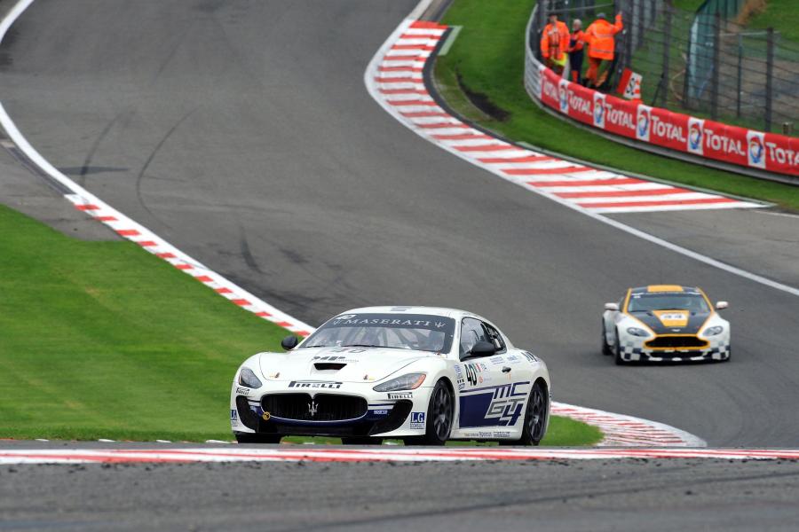  Maserati GranTurismo MC GT4 2009 года  (фото 27 из 71)